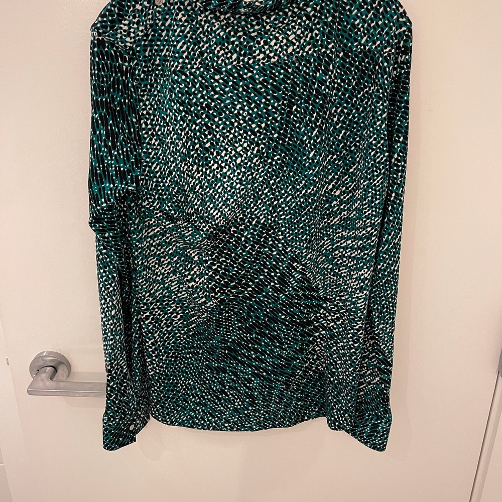 Tory Burch Button Down Size Large And Silk - image 3